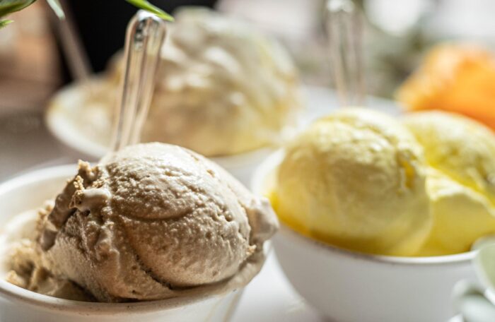 Ice-cream (3 scoops)